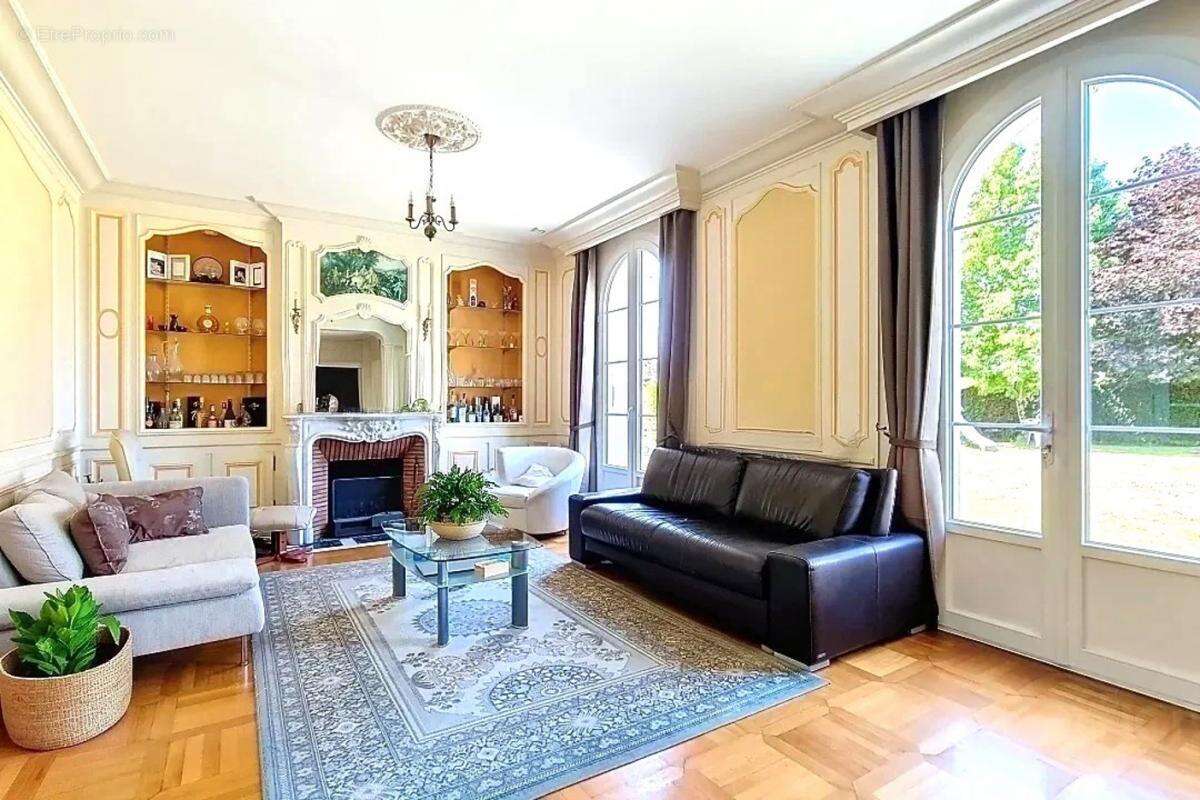 Maison à VERN-SUR-SEICHE