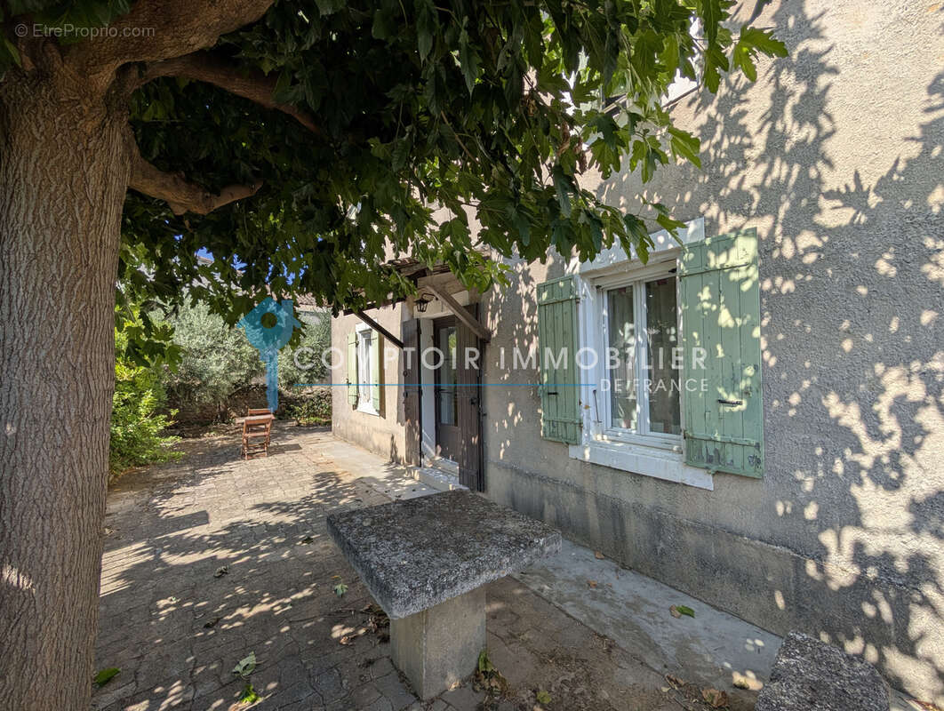 Maison à MAUBEC