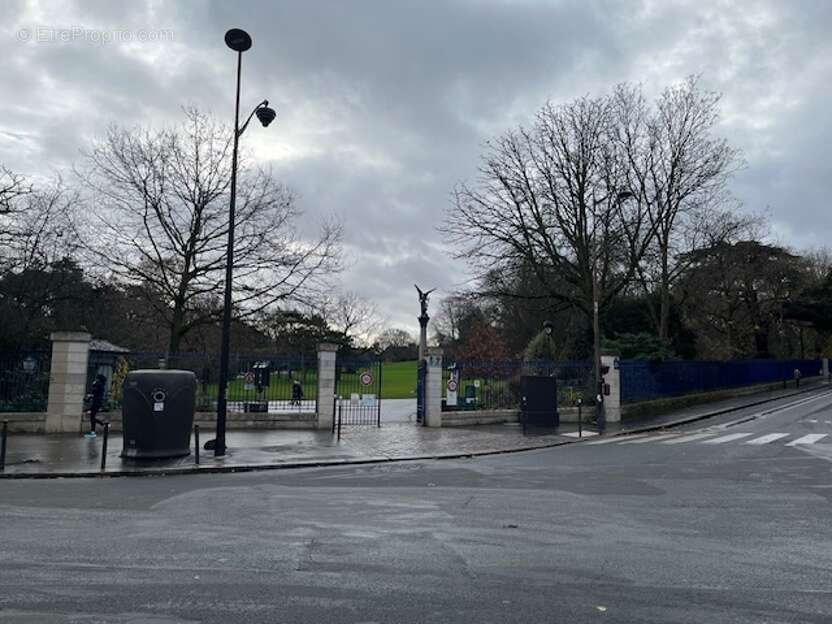 Appartement à PARIS-14E