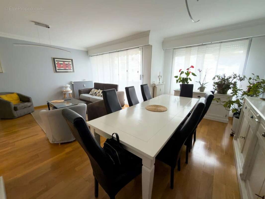 Appartement à LE RAINCY