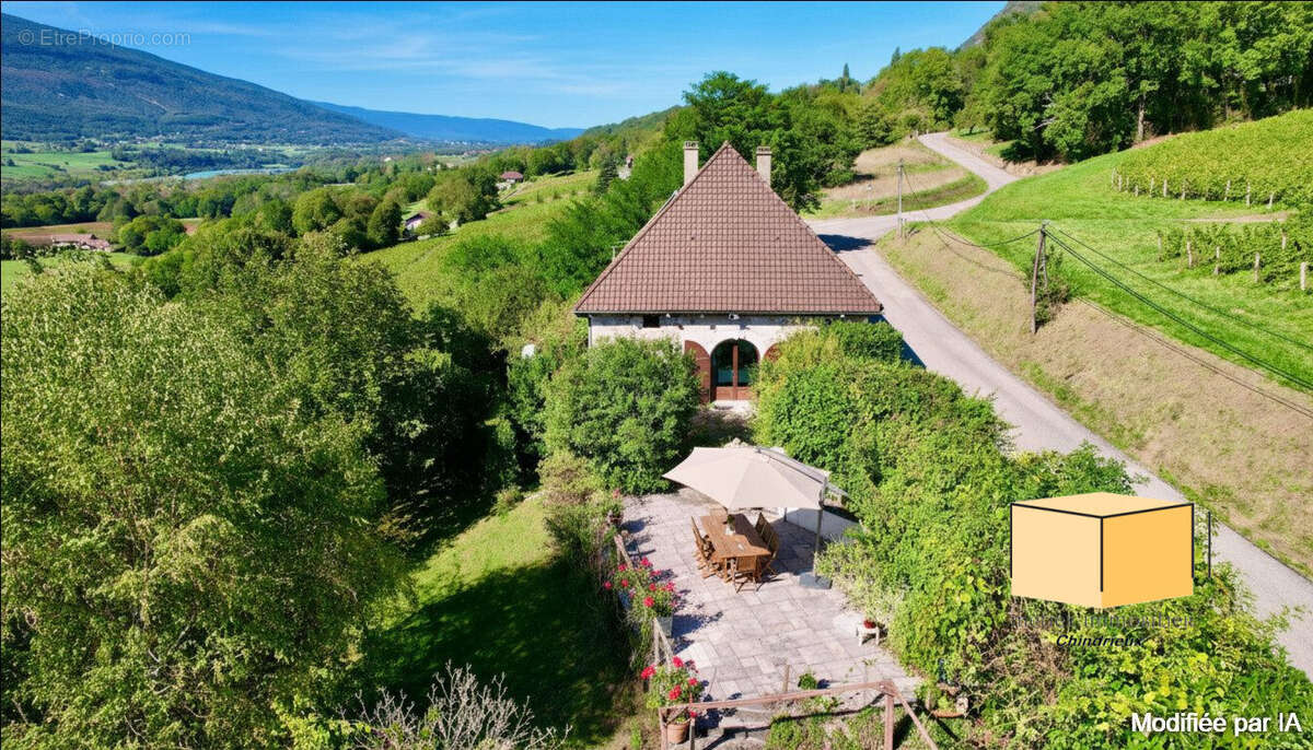 Maison à SERRIERES-EN-CHAUTAGNE