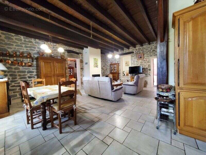Photo 5 - Maison à CIRY-LE-NOBLE