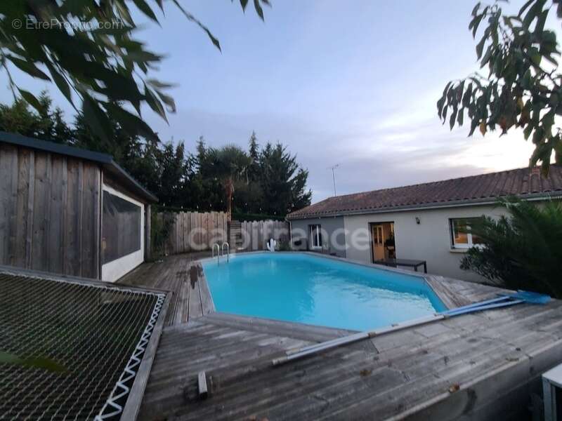 Maison à BUSSAC-SUR-CHARENTE