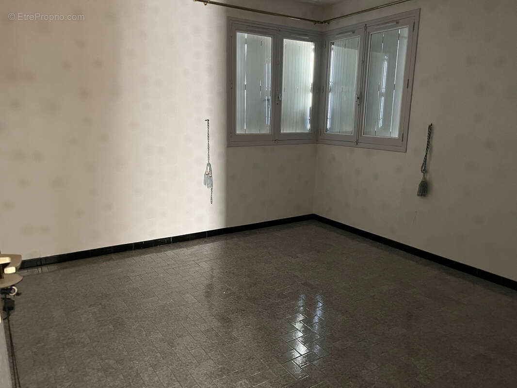 Appartement à SAINT-ANDRE-DE-CORCY