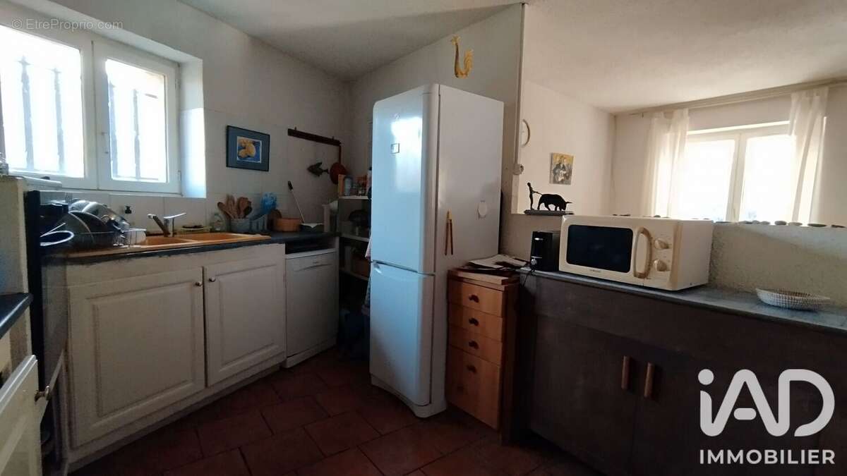 Photo 4