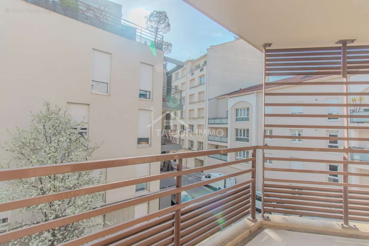 Appartement à LYON-3E