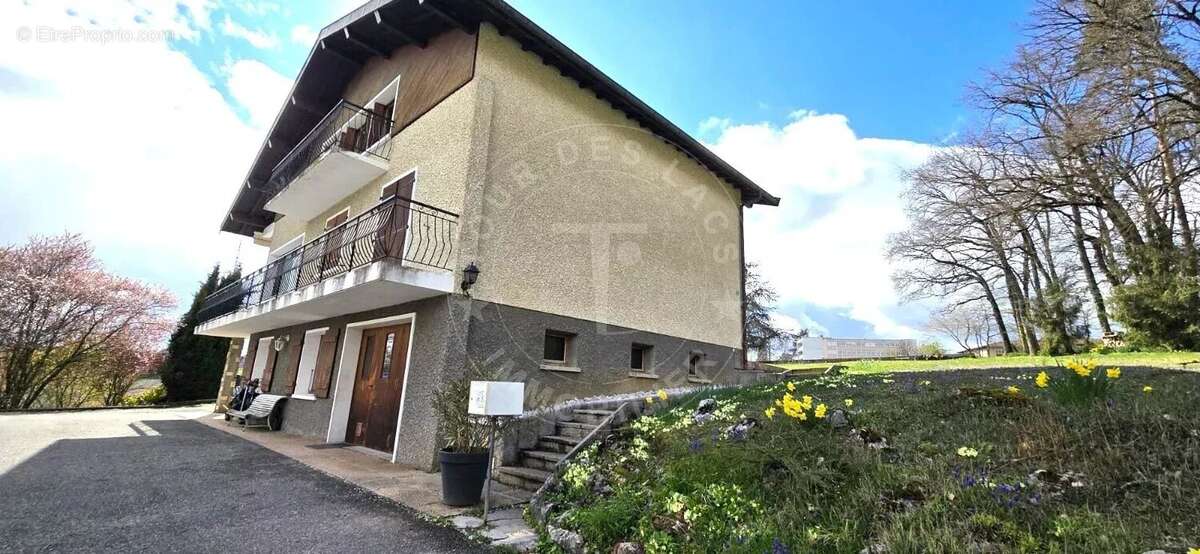 Maison à POISY