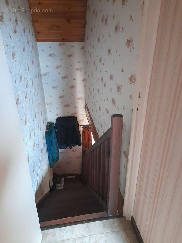 Maison à Cussy en Morvan  de 136 m2 - 8 pièces - diverses dépendances - terrain 1182 m2 - photo 43