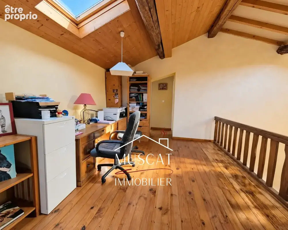 MEYSSIEZ - Maison individuelle - 3 chambres - garage double - piscine - terrasses - jardin - photo 7