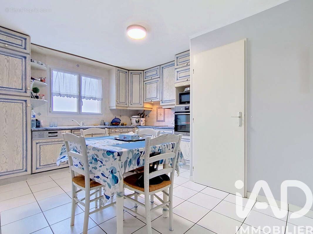 Photo 7 - Maison à MARLY-LA-VILLE