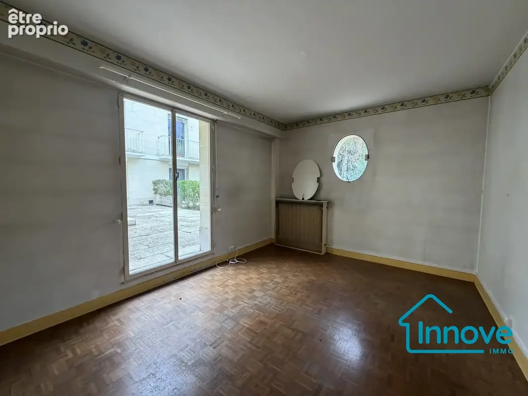 Photo Appartement à Versailles au prix de 210 000€
