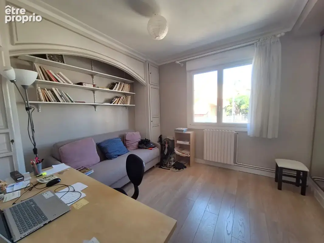 Maison avec chambres plain pied - 164  m² - LES MAILLETS - photo 7