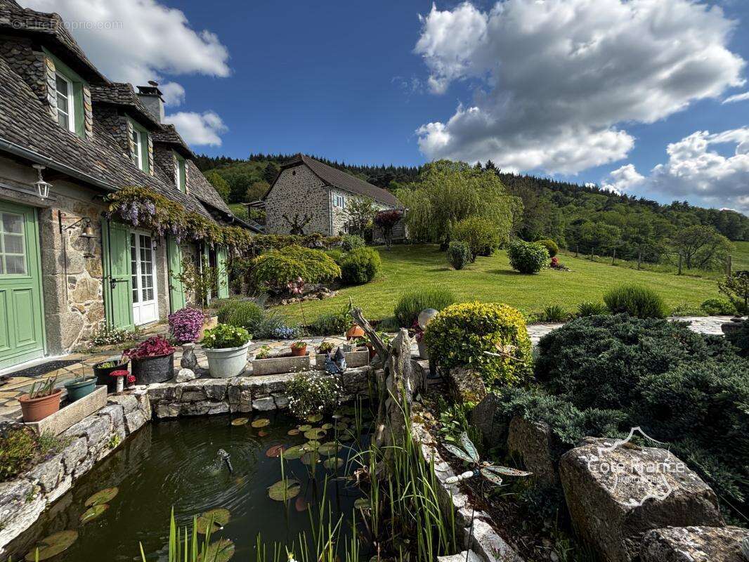 Maison à JUNHAC