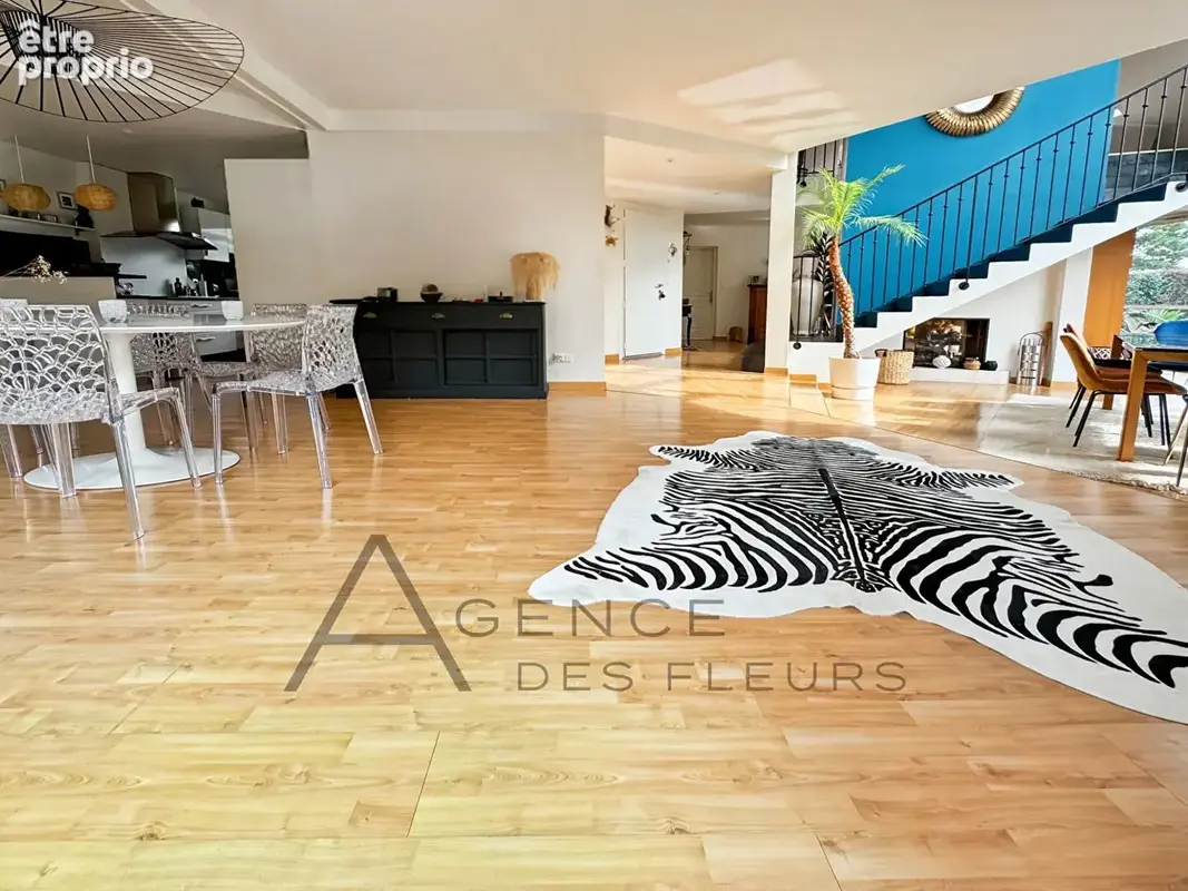Maison d'architecte de  235 m2 - photo 4