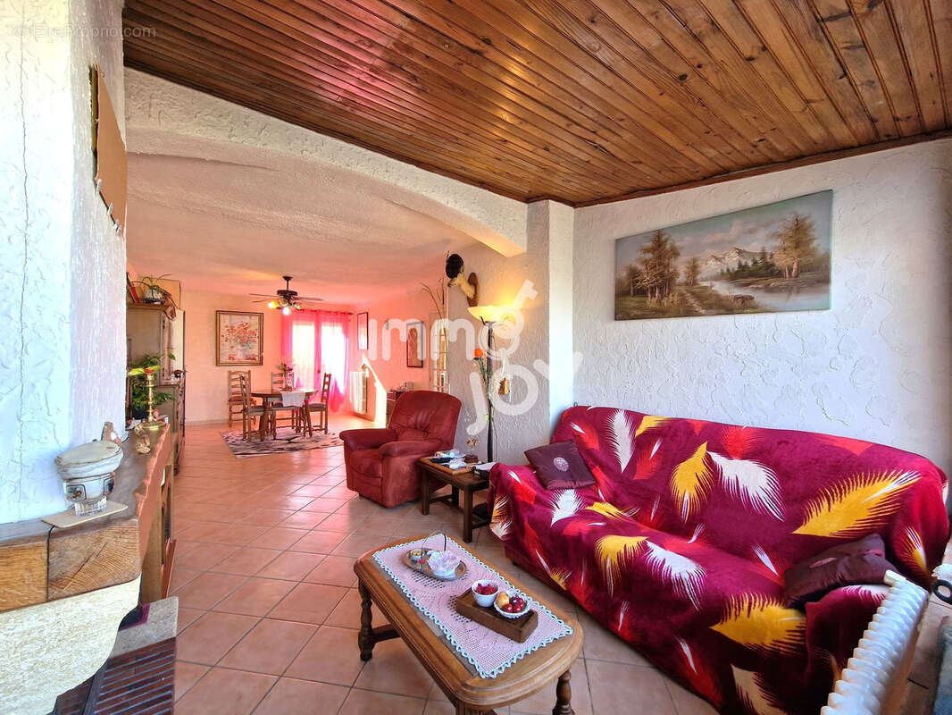 Maison à PENNAUTIER