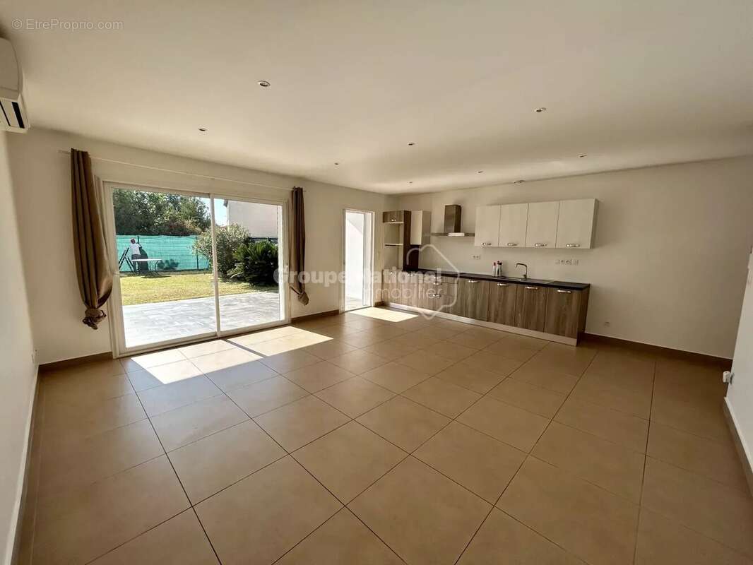 Appartement à SALON-DE-PROVENCE