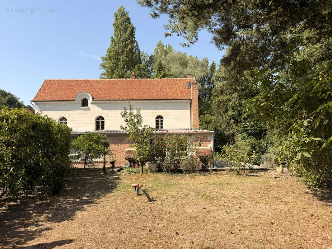 Entre Montrichard et Saint-Aignan - Moulin avec dépendances et étang. - photo 22