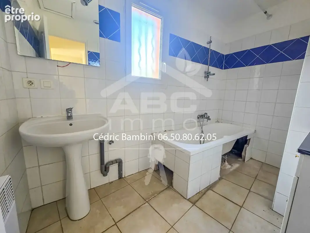 Haut de villa lumineux de 68 m² avec terrasse de 14 m² ? Proche centre-ville de Saint-Maximin - photo 9