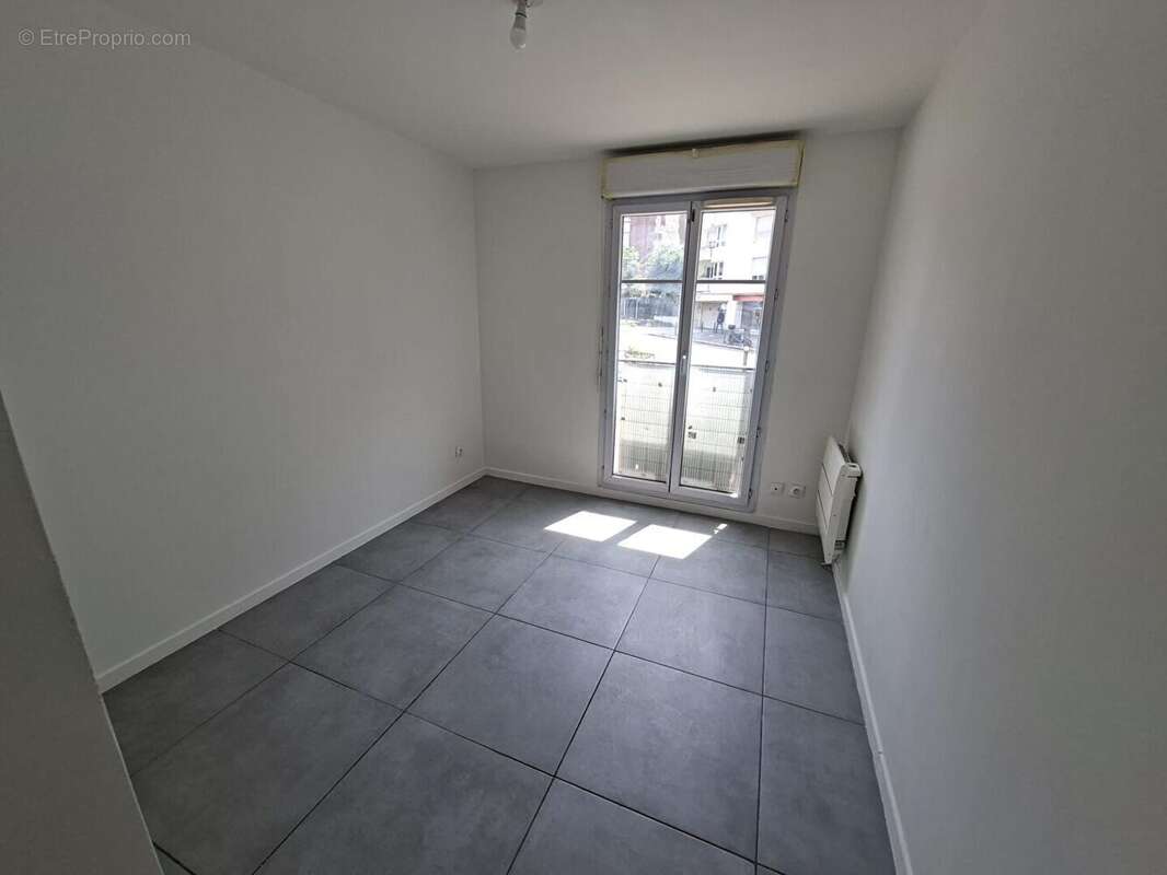 Appartement à LE BOURGET