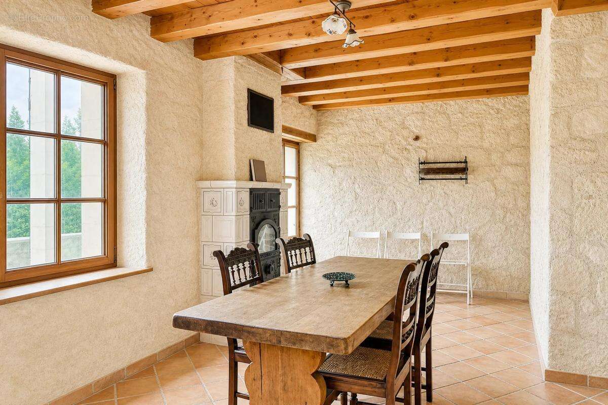 Maison de 7 pièces de 168 m² à Châteauvieux - photo 6