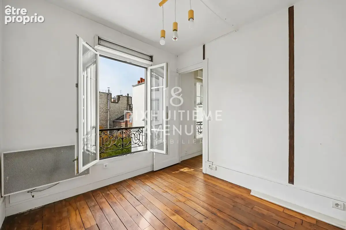 Appartement à PARIS-18E