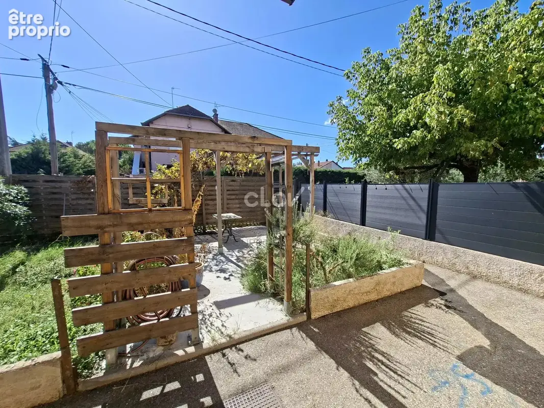 Vente T2 rez de jardin - Decines grand large - photo 3