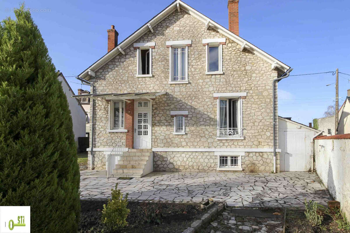 Photo 3 - Maison à CHATILLON-COLIGNY