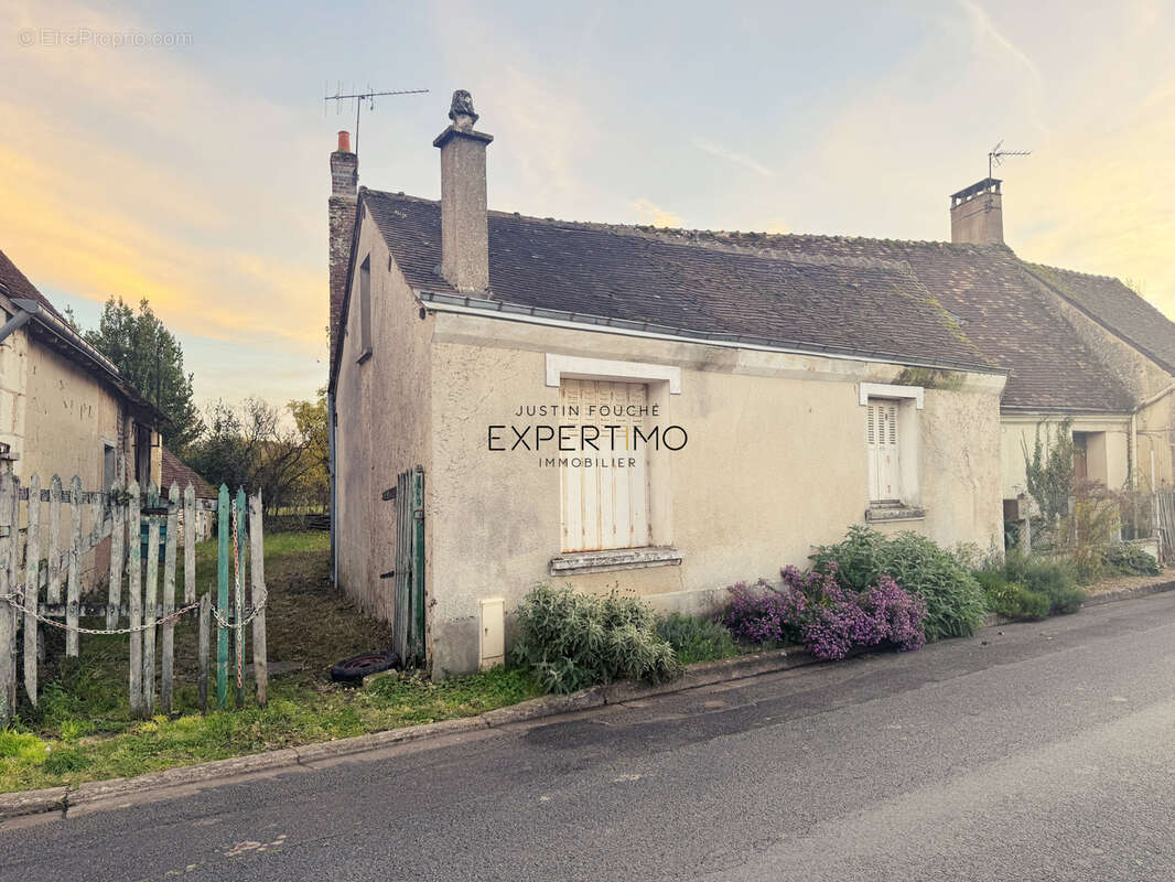 Maison à COUTURE-SUR-LOIR