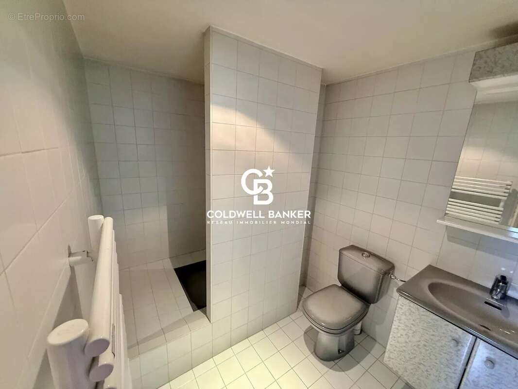 Magnifique attique en duplex dans une jolie copro d'Ambilly 74100 - photo 14