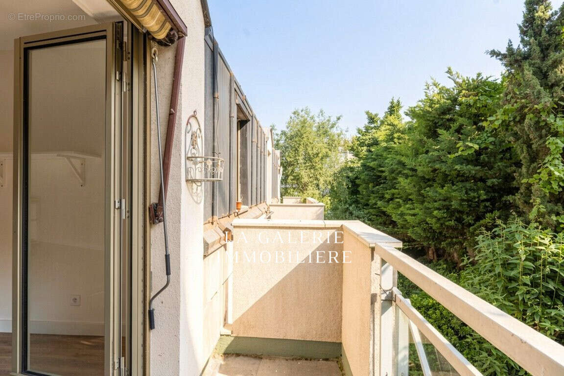 Appartement à SURESNES