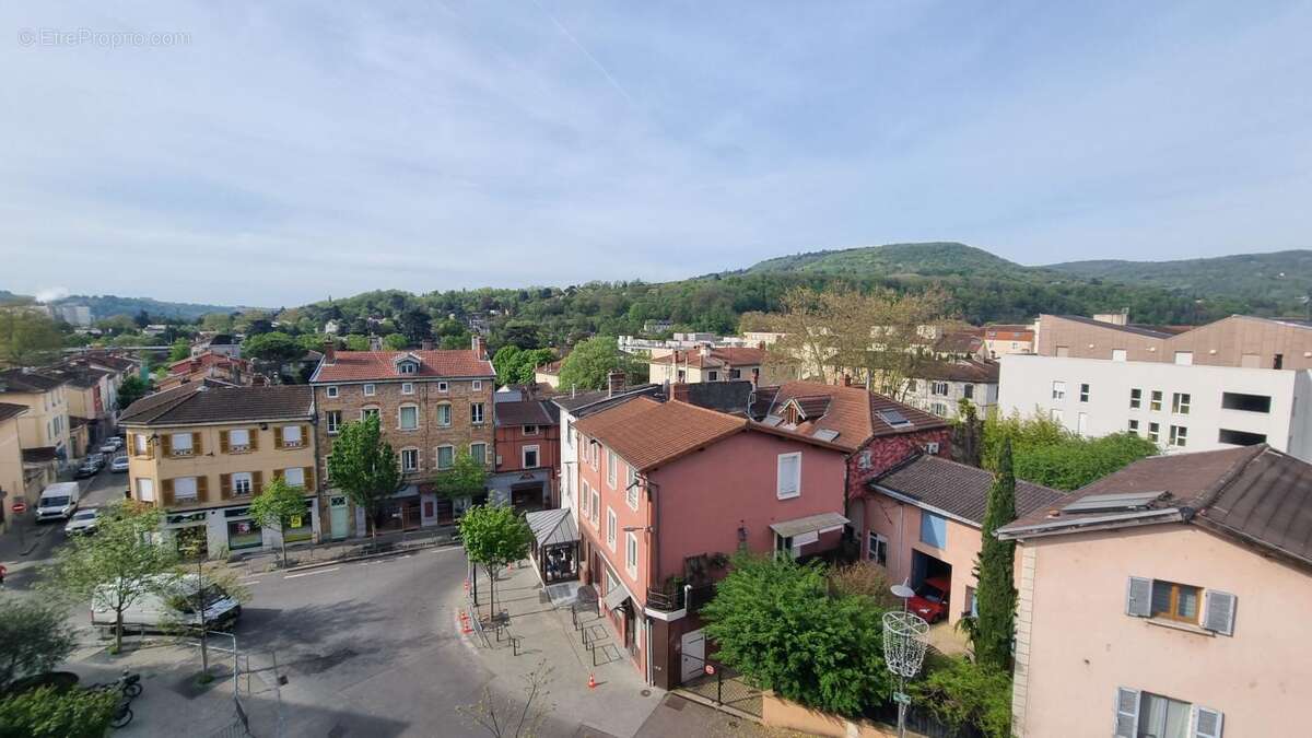 Appartement à FONTAINES-SUR-SAONE