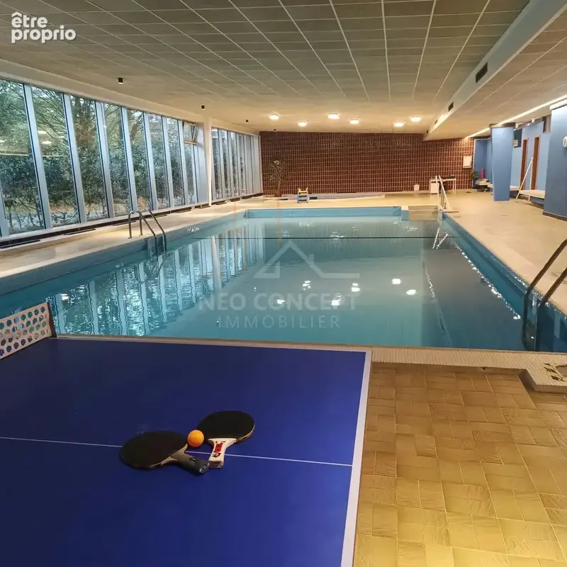 Dernier étage avec vue panoramique et piscine collective – F4-F5 lumineux à Strasbourg Esplanade - photo 4