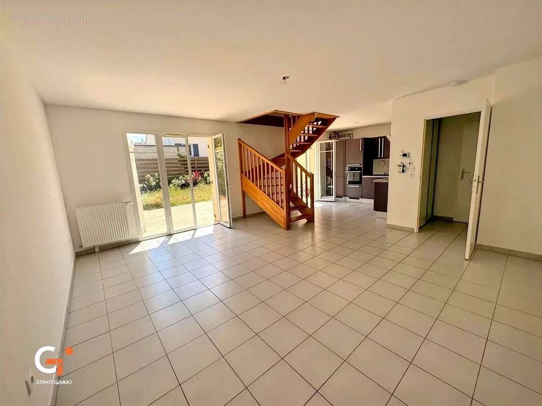 Maison mitoyenne 5 pièces à Saint-Pierre-lès-Elbeuf - photo 5