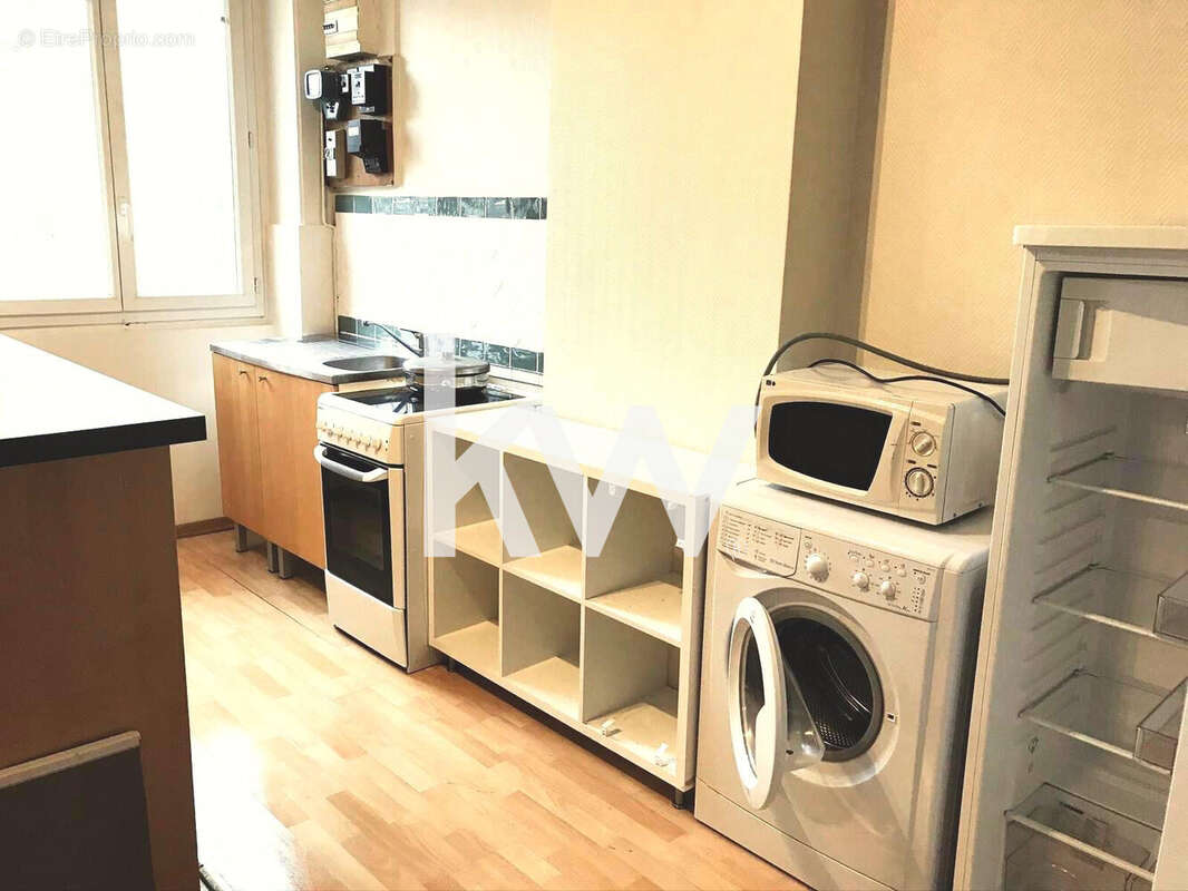 Appartement 56 m² à Saint-Etienne  - photo 4