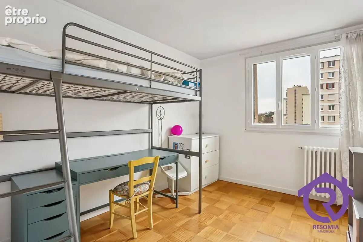 Appartement de 3 pièces 67 m² à CHATILLON - photo 7