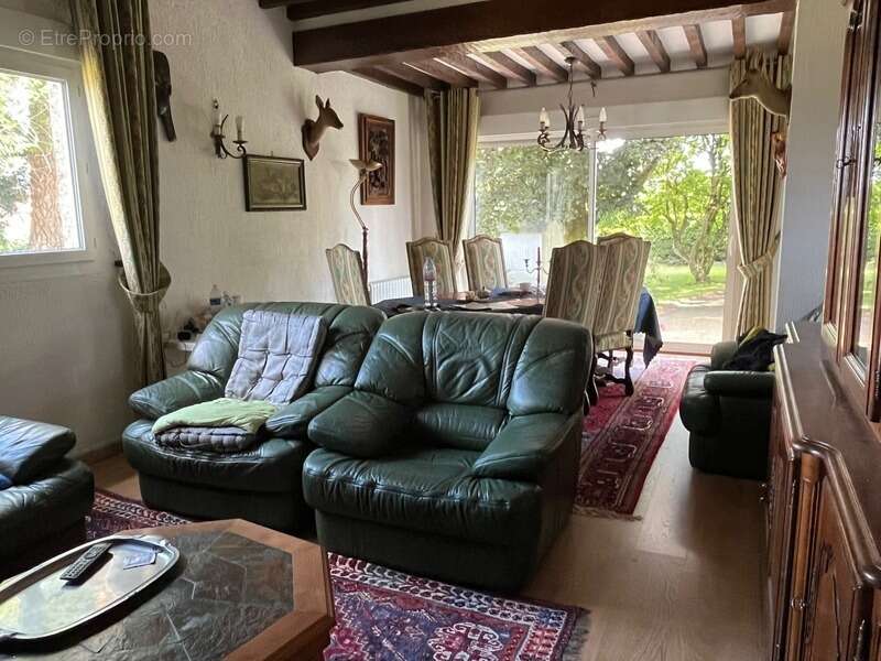 Maison à VASSY