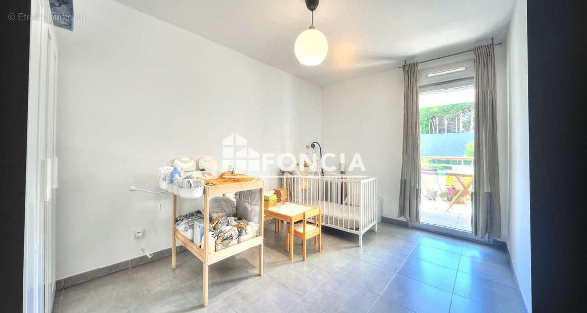 Appartement à VILLENEUVE-LOUBET