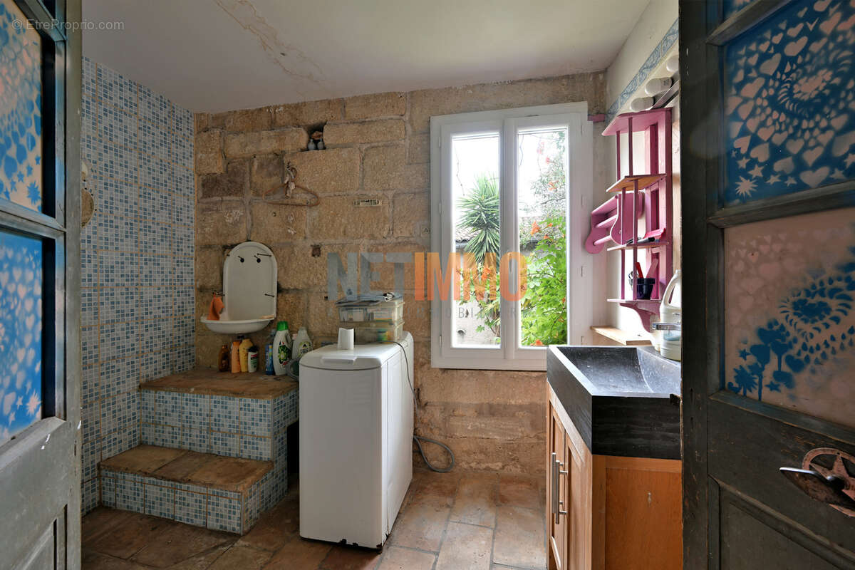 Maison de village T4 avec cour et annexes - photo 11