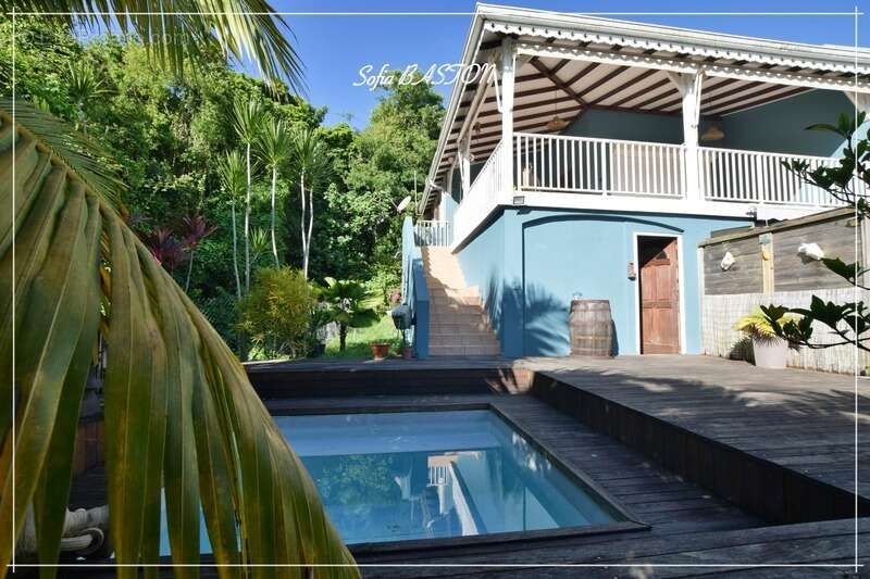 Maison à LES TROIS-ILETS