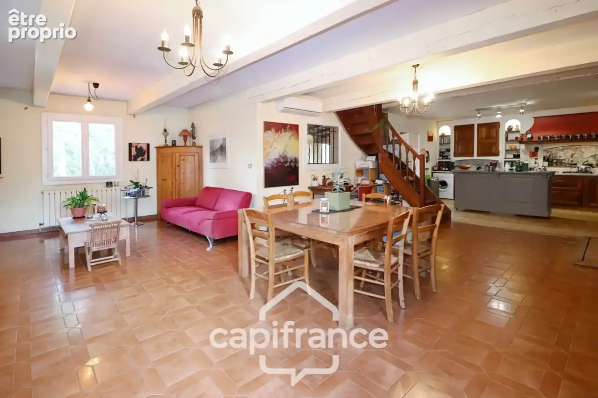 Maison à vendre 7 pièces LA CADIERE D'AZUR (83) - photo 3