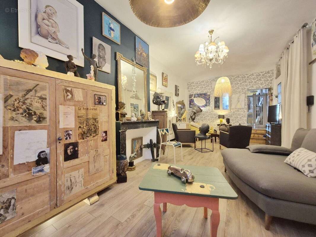 Appartement d'artiste T3 - Centre historique, Béziers (97 m²) terrasse sur le toit, partagé - photo 2