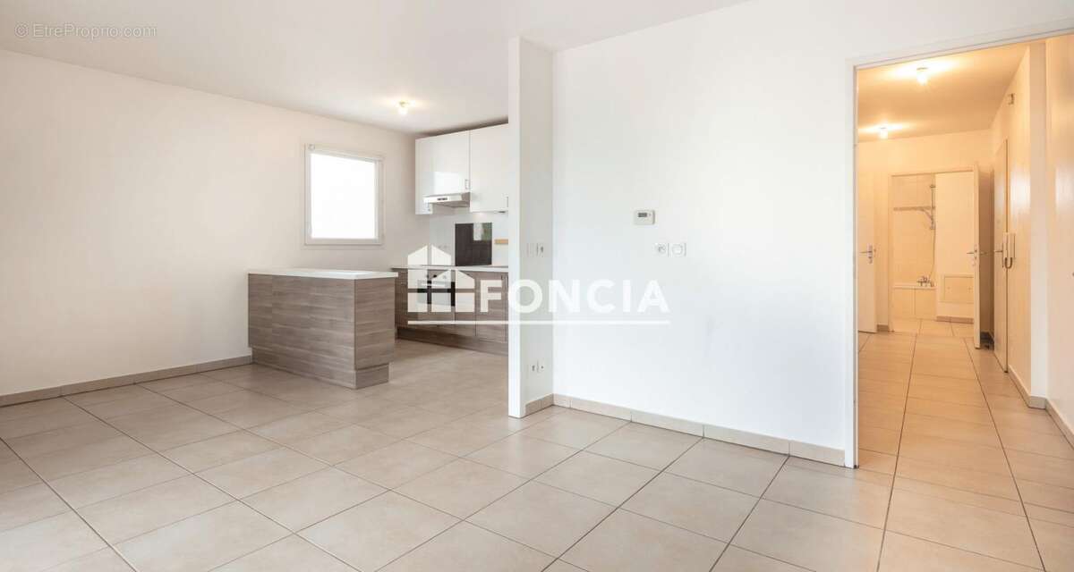 Appartement à SAINT-ISMIER