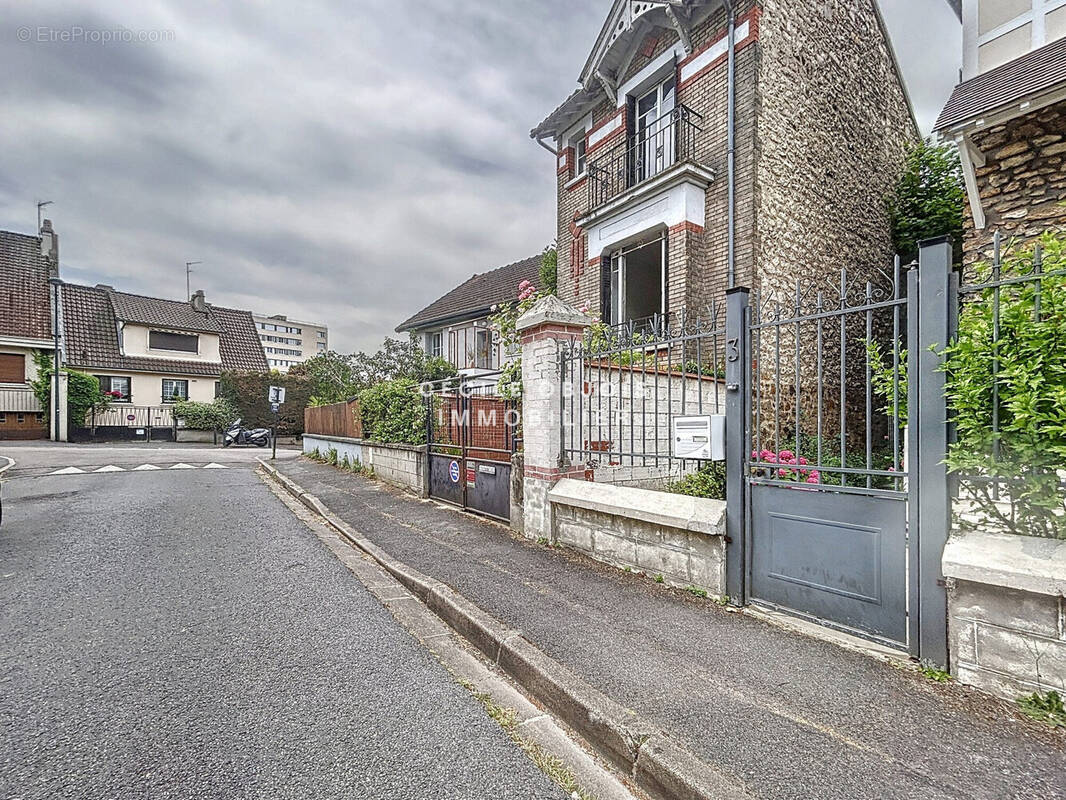 Maison à JOINVILLE-LE-PONT