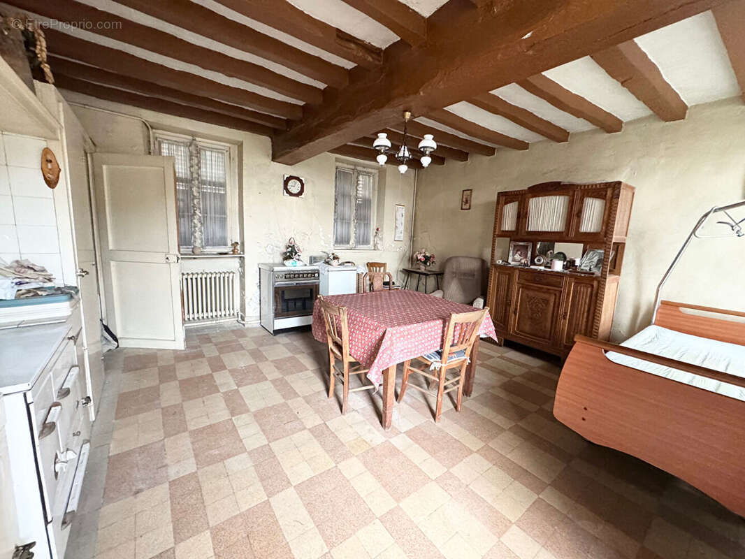 Maison à CHAMPAGNE-SUR-OISE