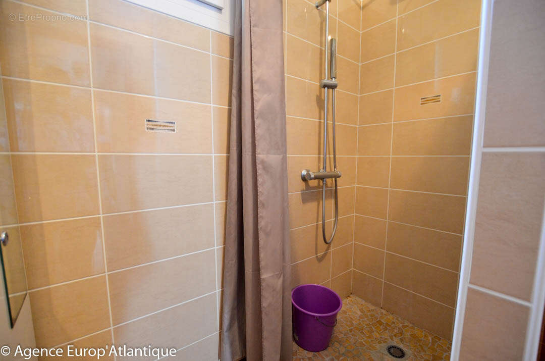 Maison à LES MATHES