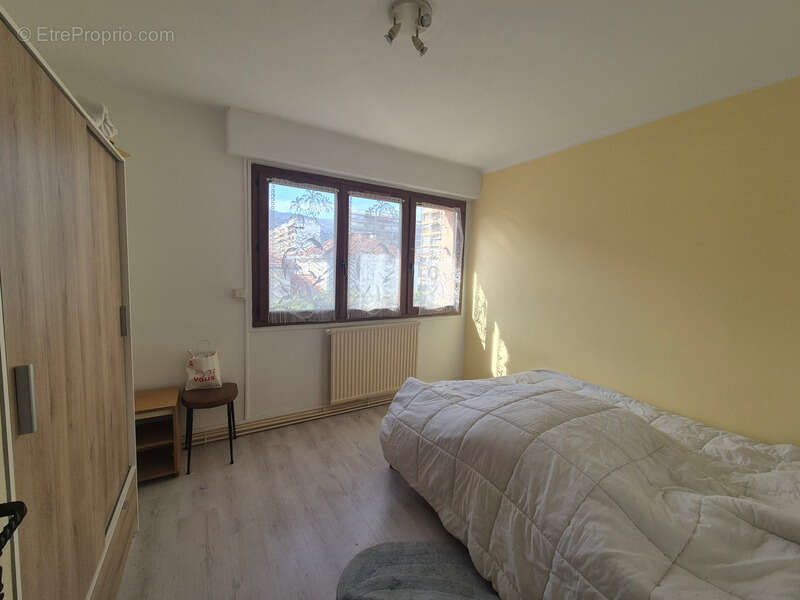 Appartement à ECHIROLLES