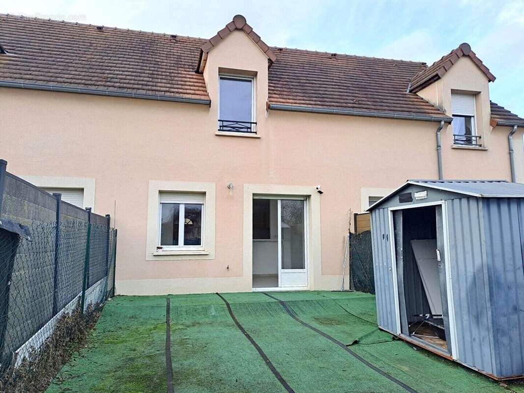Appartement à LE PERRAY-EN-YVELINES