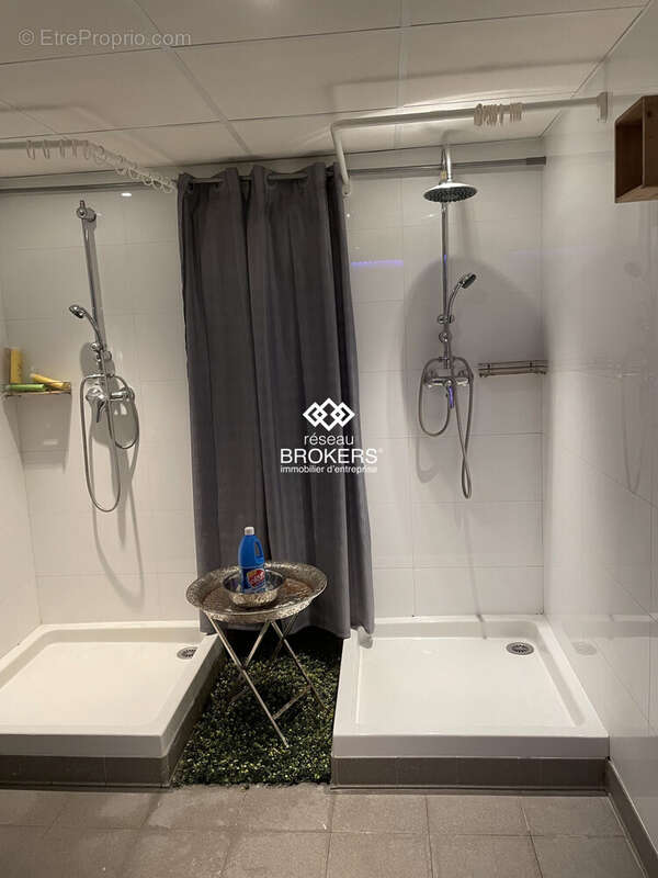 Commerce à CARRY-LE-ROUET