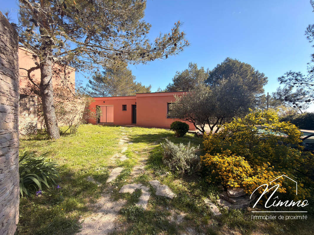Maison à NIMES