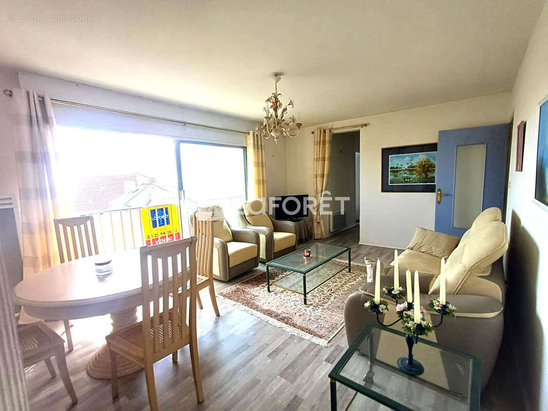 Appartement à CAMIERS